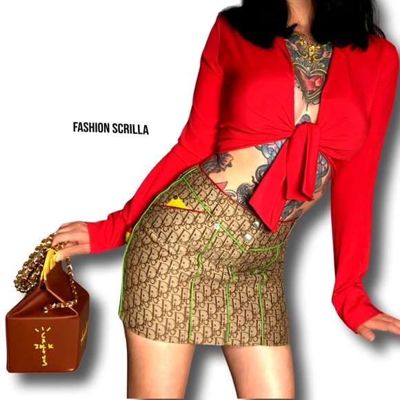 Travis Scott x Cactus Jack x McDonald’s Collaboration Smile Clutch crossbody bag - Picture 7 of 17